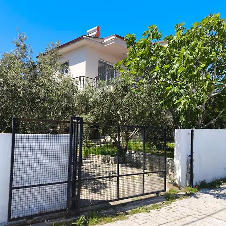 Holiday home Soem Elaia House