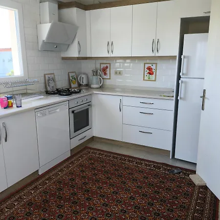 Holiday home Soem Elaia House
